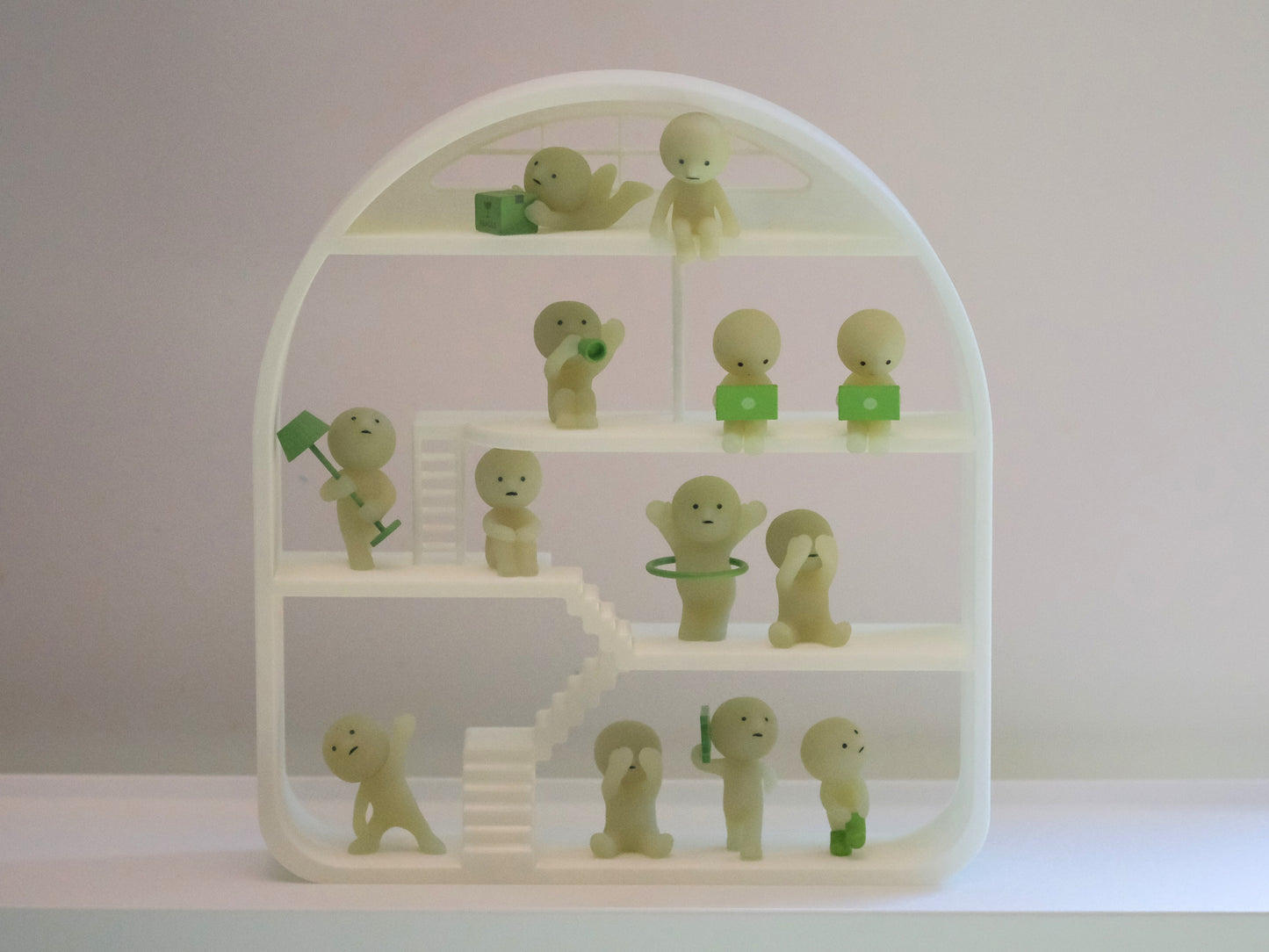 Smiski Display Shelf - Glow in the Dark